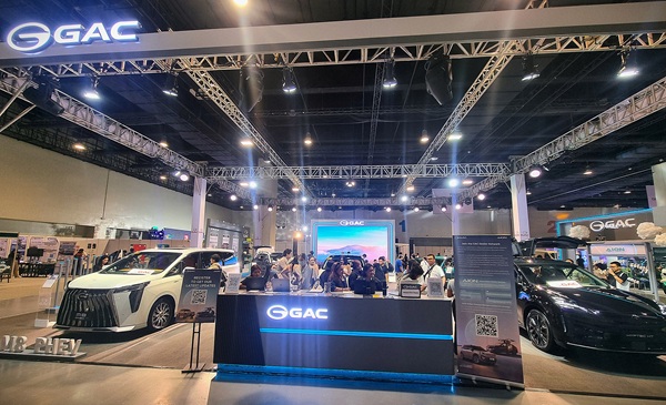 GAC Hyptec HT: Futuristic gullwings, quiet power, and a glimpse of electric luxury